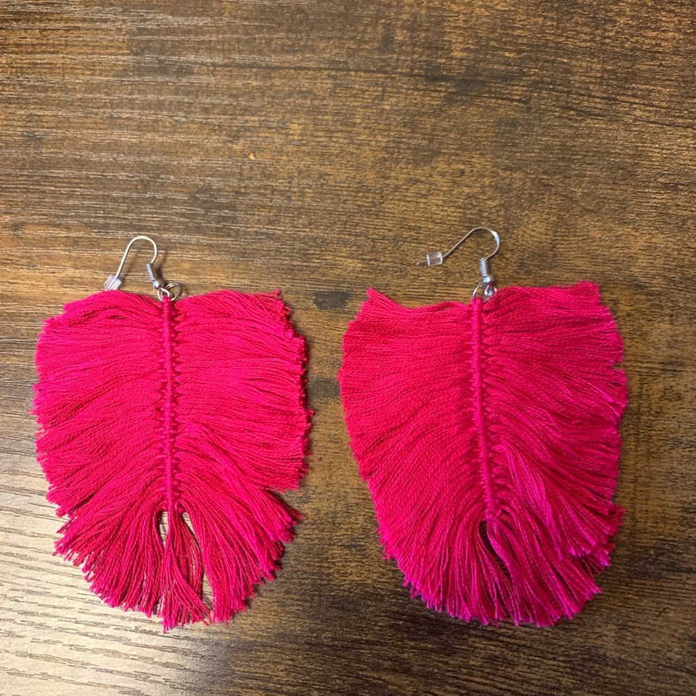 Earrings - Picture 5 of 8